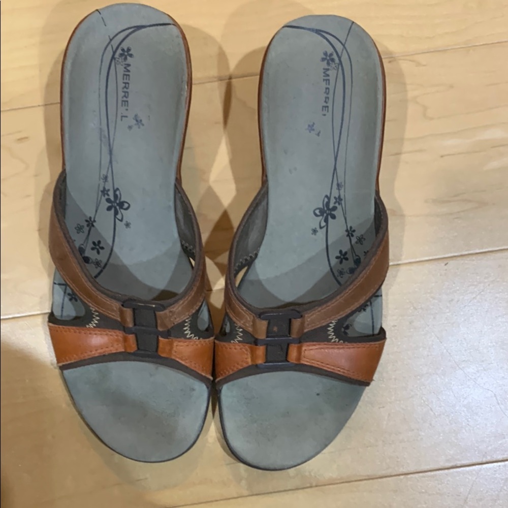 Merrell Women's Brown and Tan Wedge sandals size 8